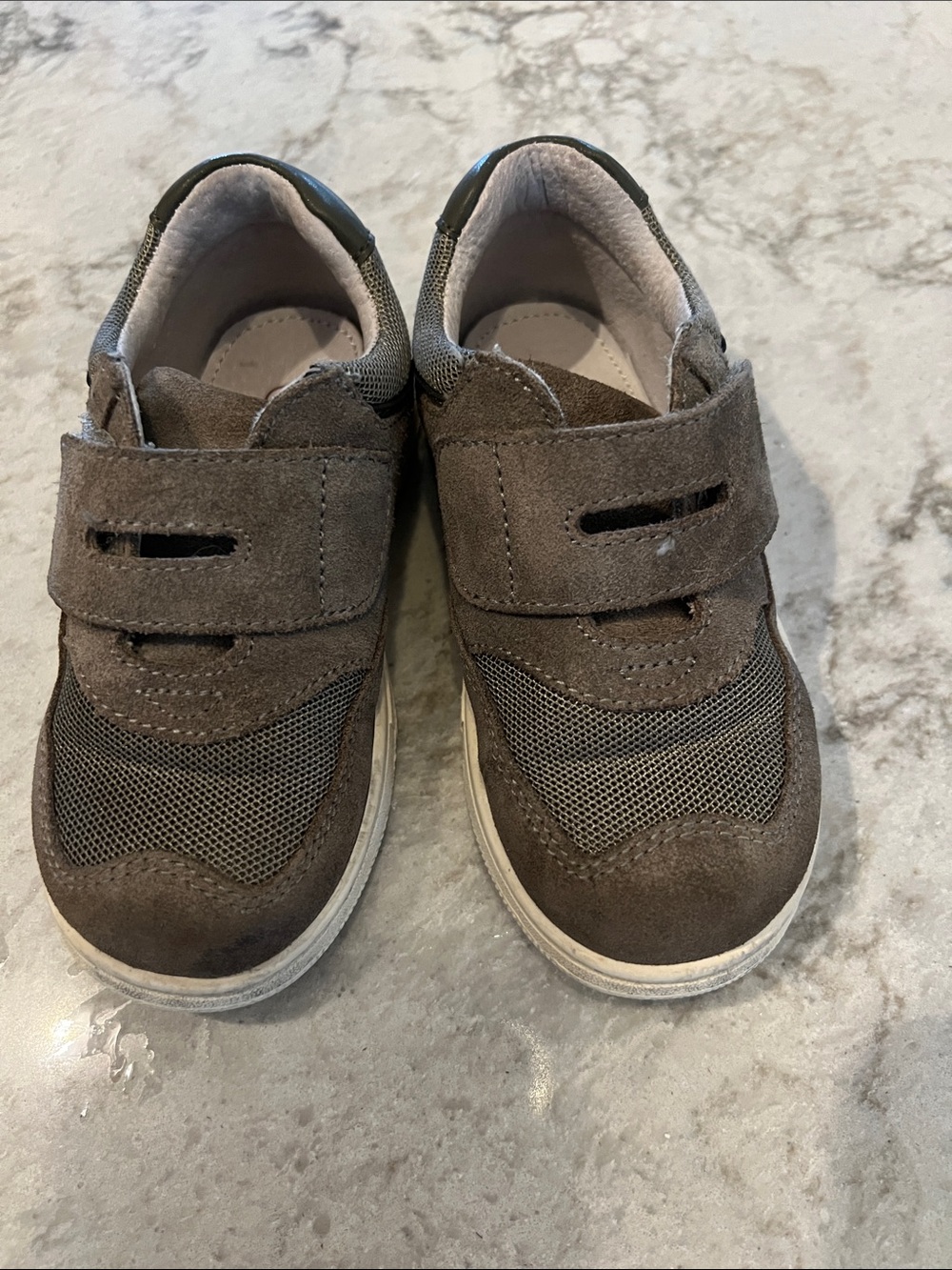 Kids L’Amour Green Suede & Mesh Velcro Sneakers